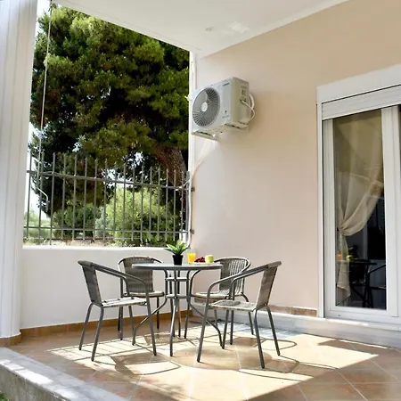 Memories Studio Artemis Apartment